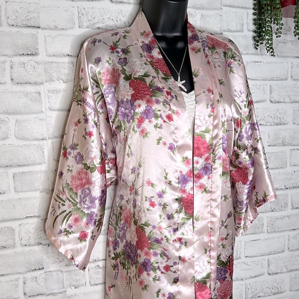 Asian Inspired Satin Kimono Robe Jacket Size 2X Plus